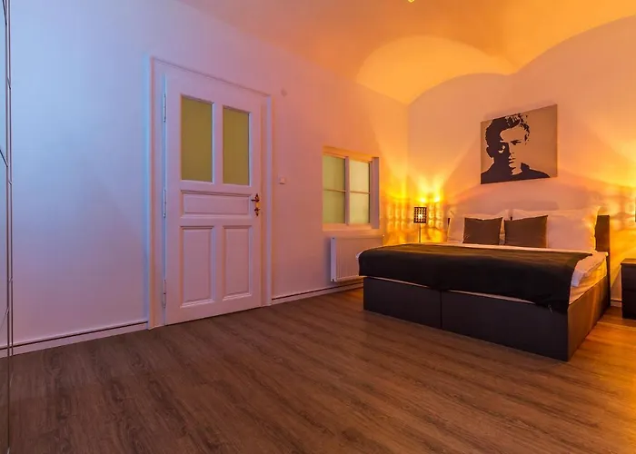 Lovely 2Bds Apartment Near Petrin Tower - P14 Apartment Prague