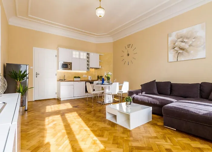 Lovely 2bds Near Petrin Tower - P14 Appartamento *