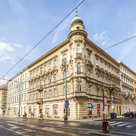 Appartamento Lovely 2bds Near Petrin Tower - P14 *